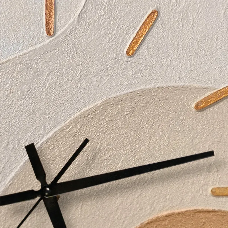 Handgemalte Wanduhr mit Bild – Abstrakte Erdton-Landschaft, 35×35 cm