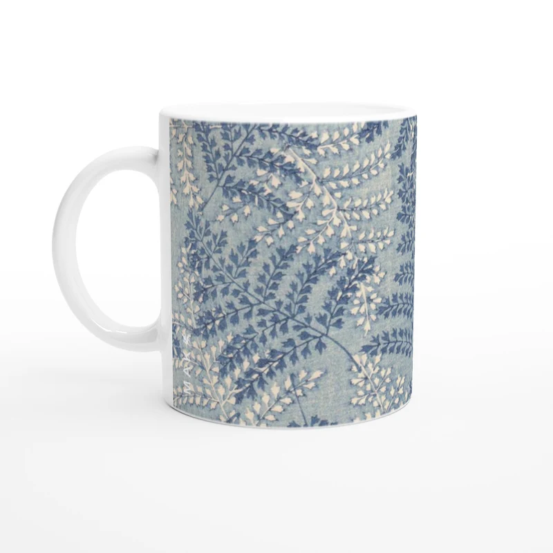 Keramiktasse mit Blattwerkornament