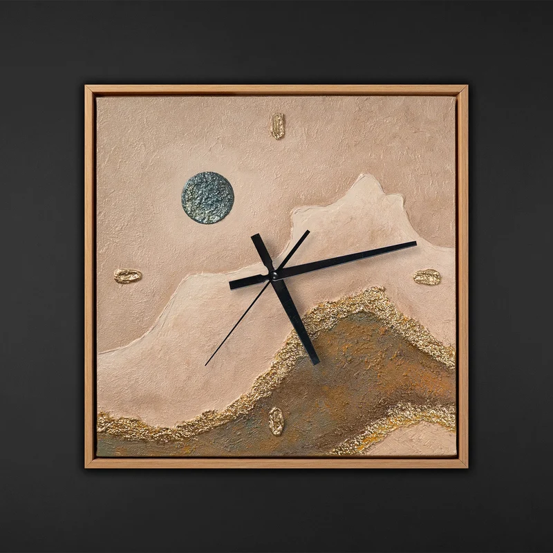 Handgemalte ausgefallene Wanduhr – Wüstenlandschaft mit Mondmotiv – 35×35 cm