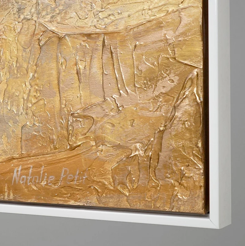 Triptychon „Ästhetik" – Dreiteiliges Gemälde in Weiß & Gold, handgemalt mit Rahmen