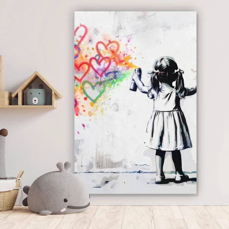 Aluminiumbild gebürstet Graffiti Mädchen sprüht Herzformen an die Wand Hochformat
