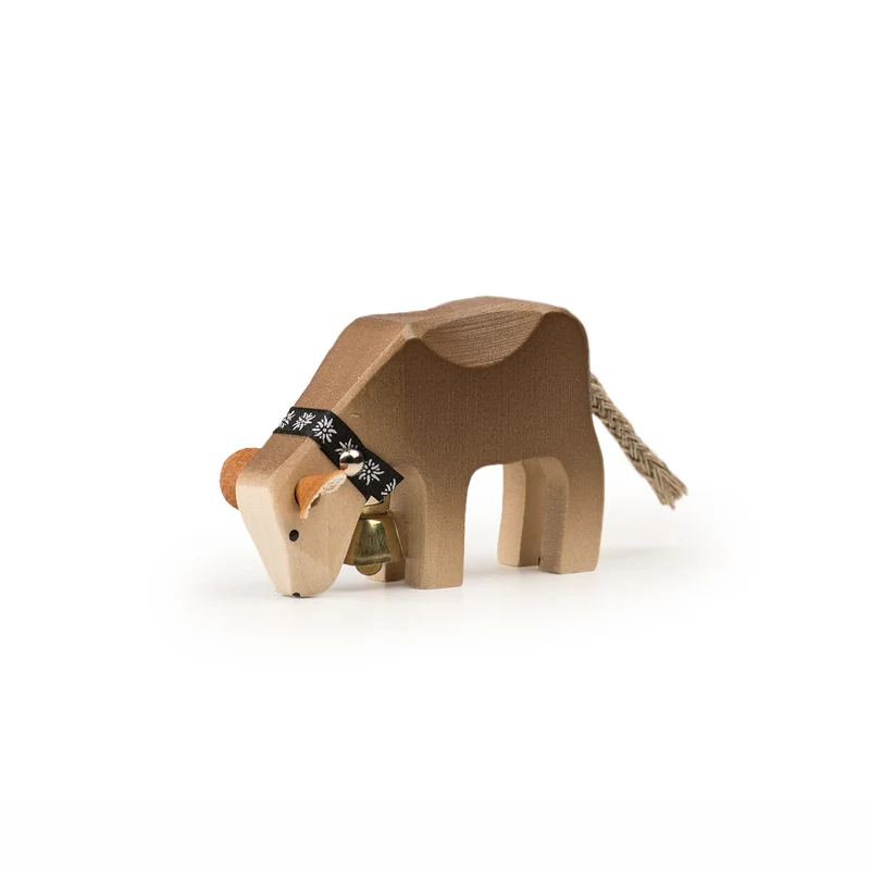 Kalb fressend Braunvieh