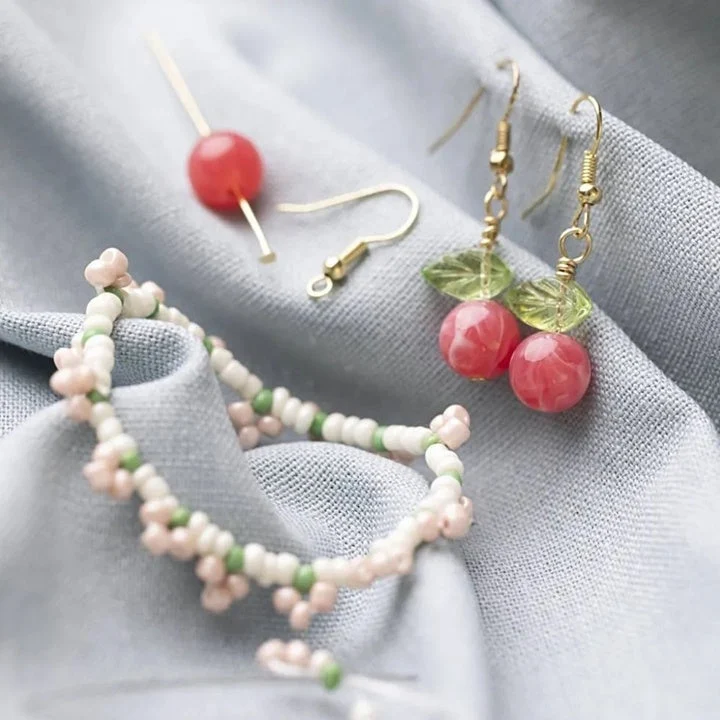 Jewelry-Making Set in Bright Colors