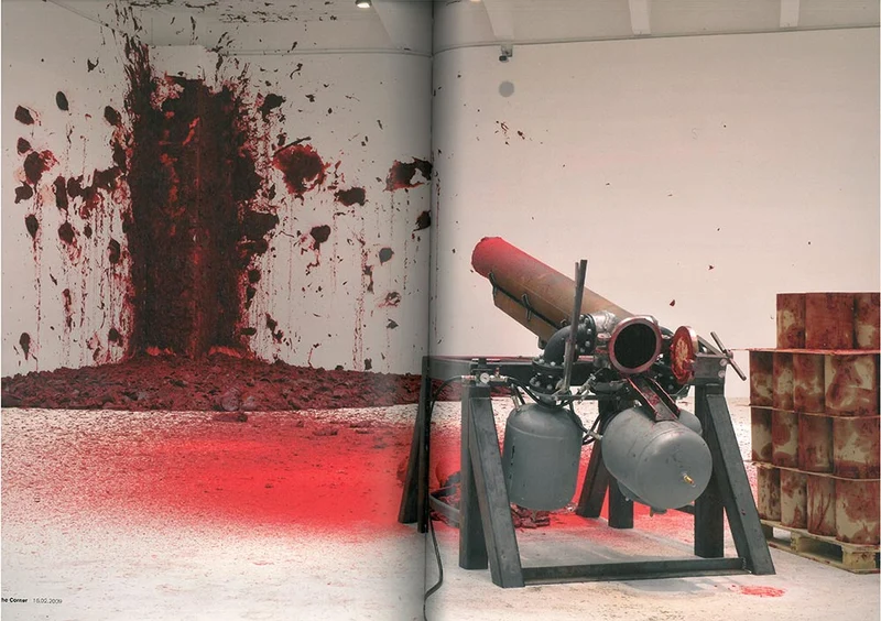 ANISH KAPOOR. Shooting into the Corner