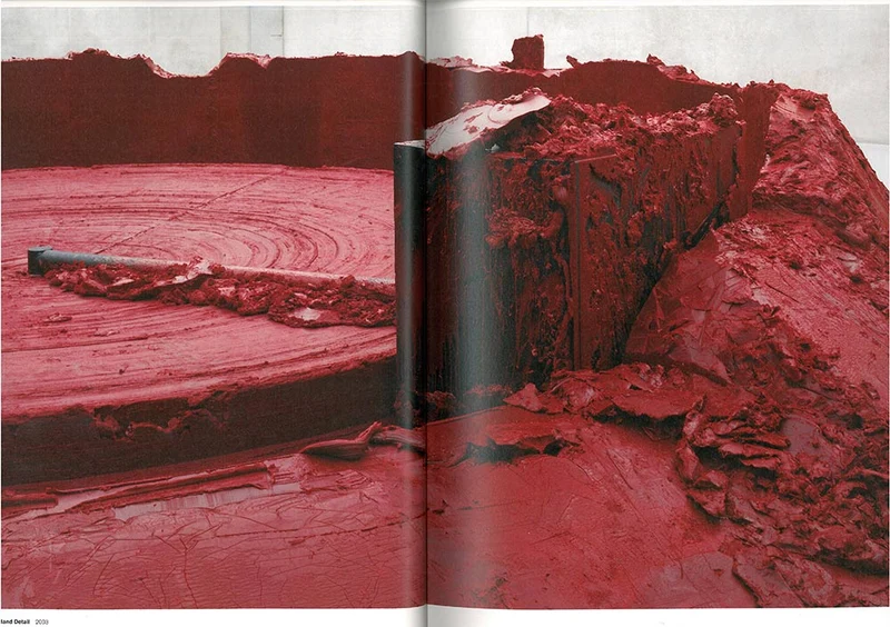 ANISH KAPOOR. Shooting into the Corner