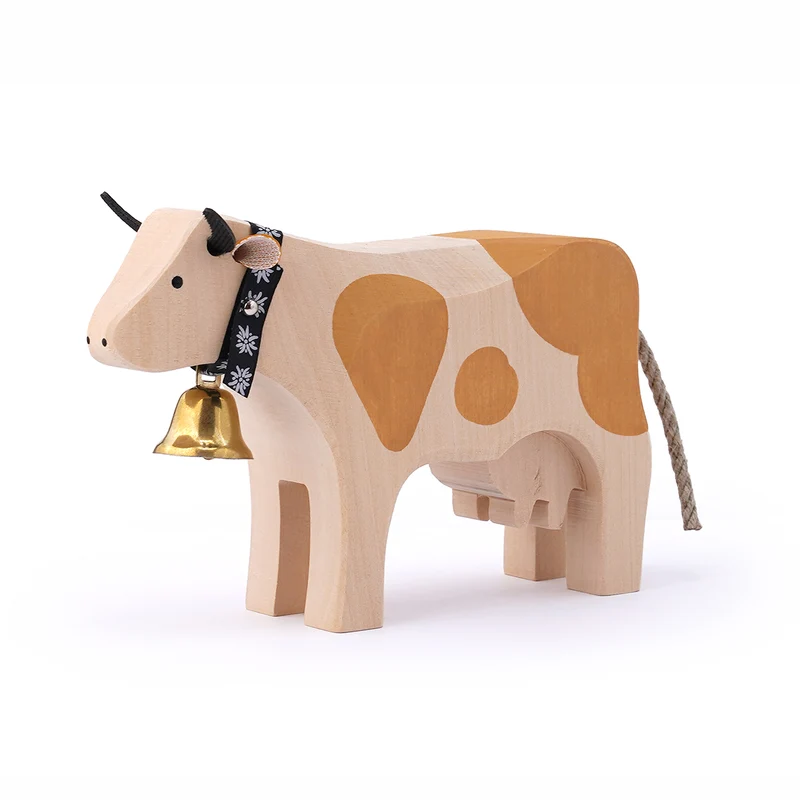 Kuh 4 stehend Simmentaler