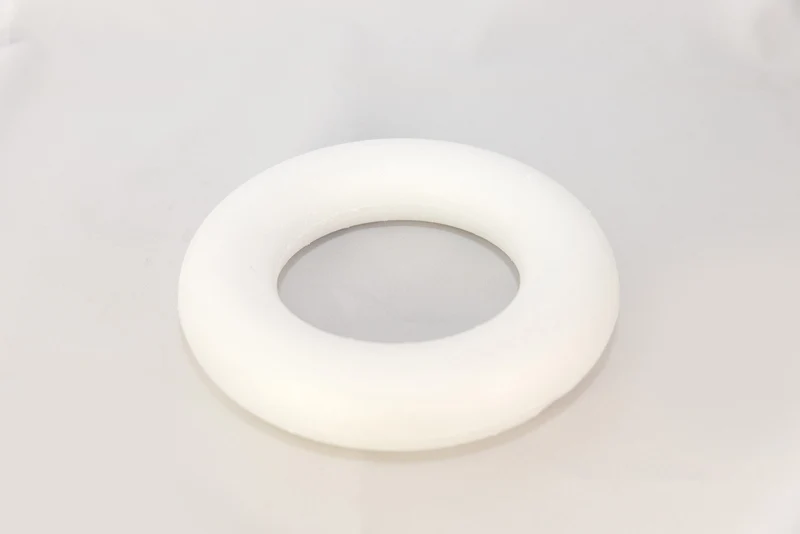Polystyrene Wreath - 22 cm