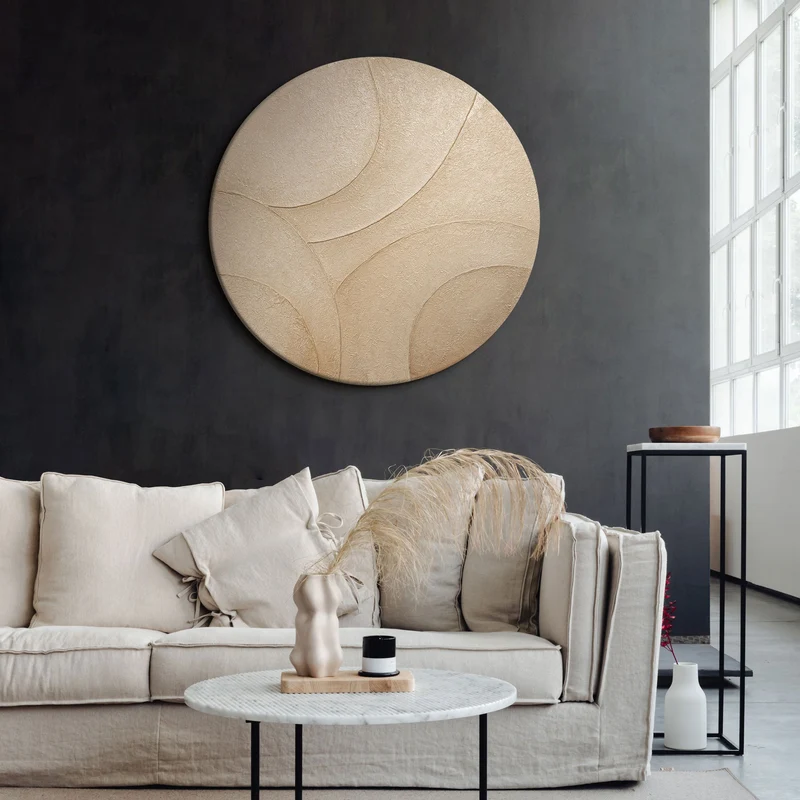 Abstraktes Rundes Gemälde „Ornamente des Windes“ – Wandkunst in Beige