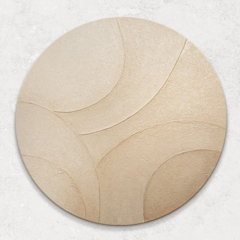 Abstraktes Rundes Gemälde „Ornamente des Windes“ – Wandkunst in Beige