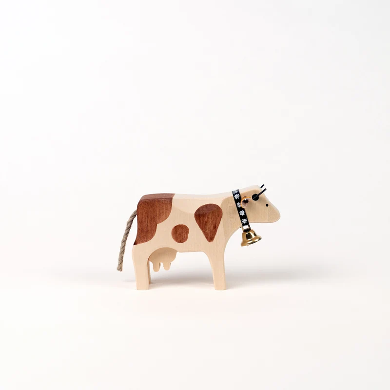 Kuh 2 stehend Red Holstein