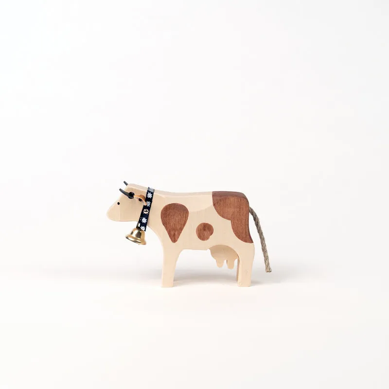 Kuh 2 stehend Red Holstein