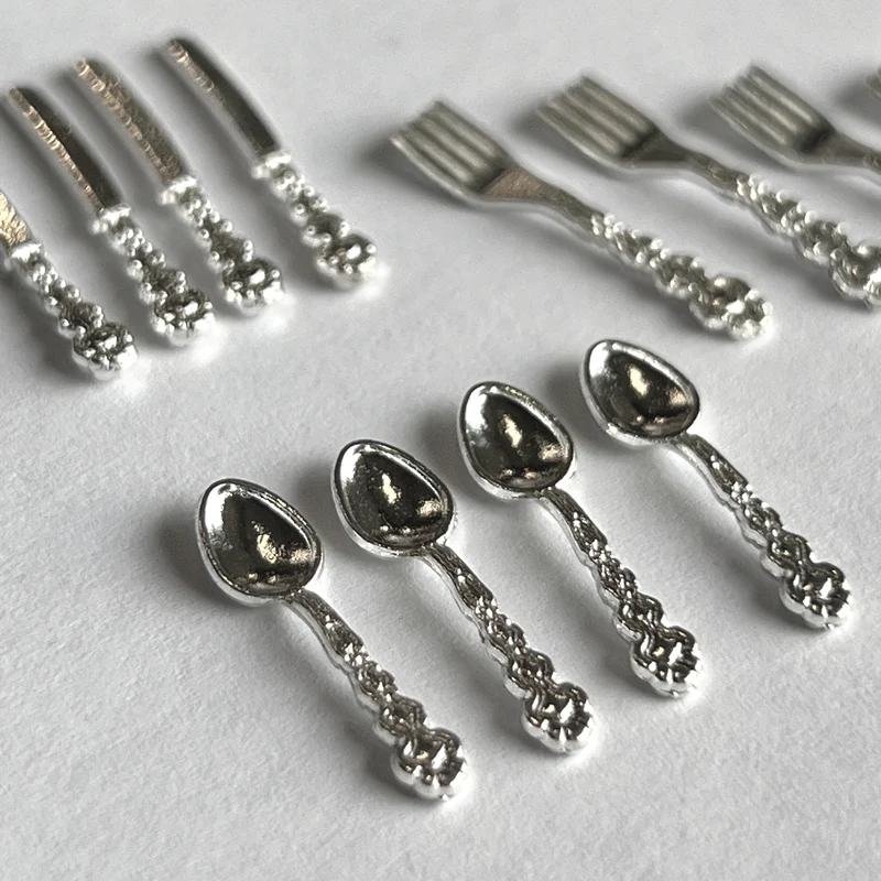 Besteck 12-teilig silber edel