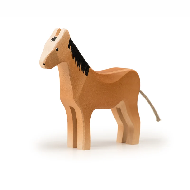 Pferd steh gross