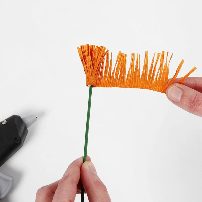 Creativ - Starter Craft Kit - Crepe Paper Flowers