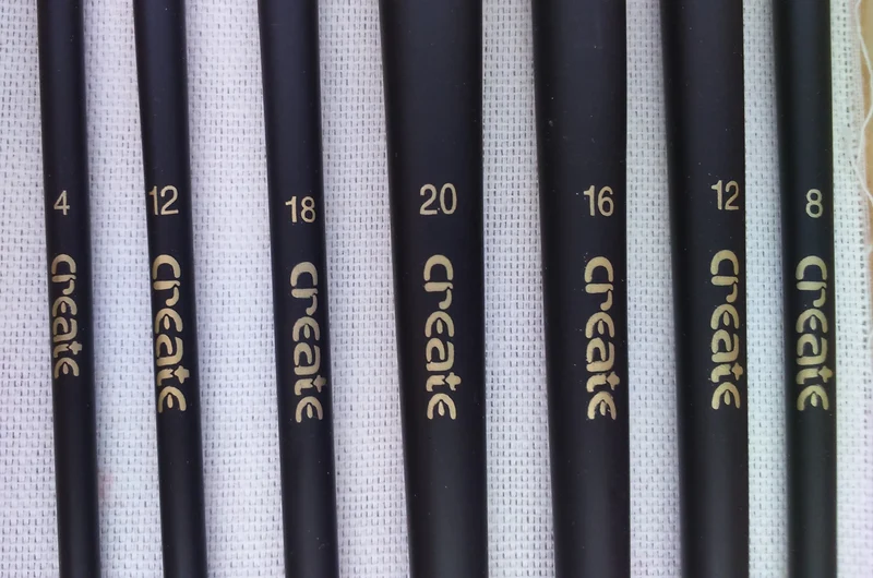 Create - Acrylic Wooden Brush Set