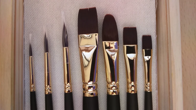 Create - Acrylic Wooden Brush Set
