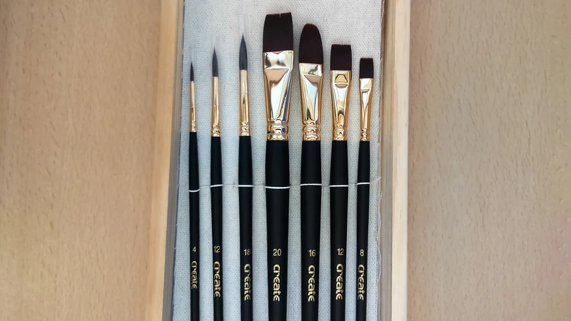 Create - Acrylic Wooden Brush Set