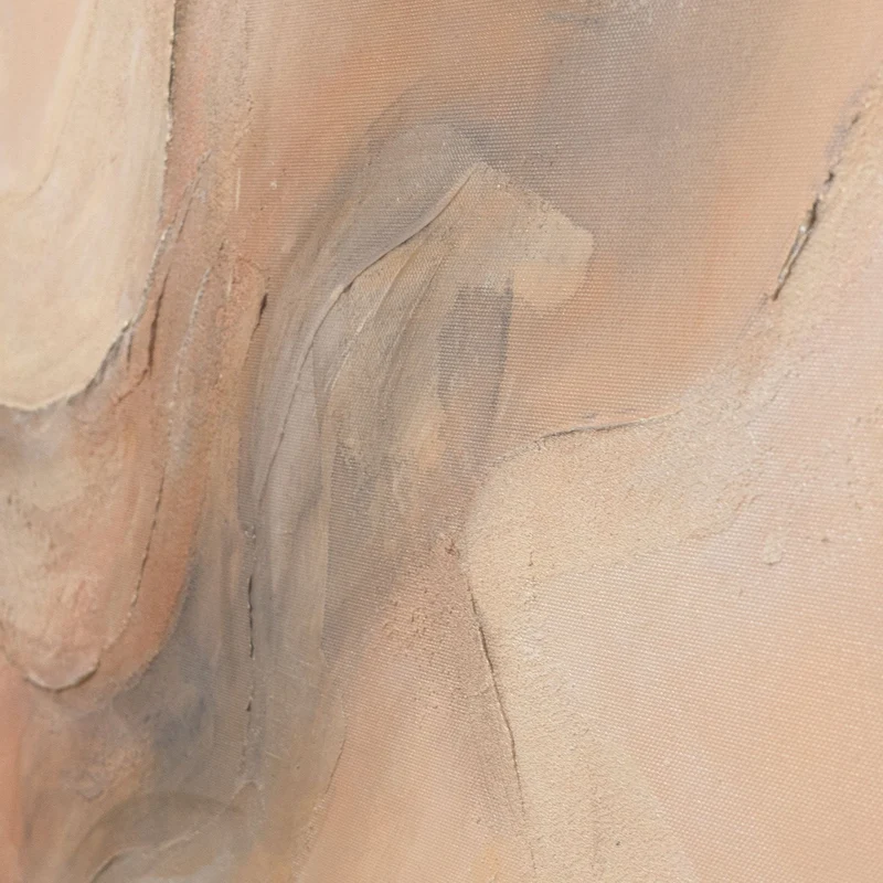 Abstraktes Acrylbild „Echo der Flammen“ – Moderne Leinwandkunst in Beige und Rot