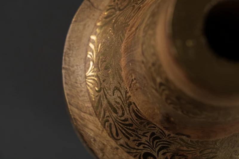 Handgefertigte Holzvase mit Goldmuster – Exklusives Interieur-Dekor