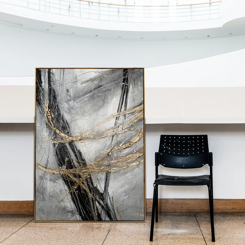 Abstrakte Leinwandkunst mit goldenen Akzenten mit Rahmen Goldener Strich