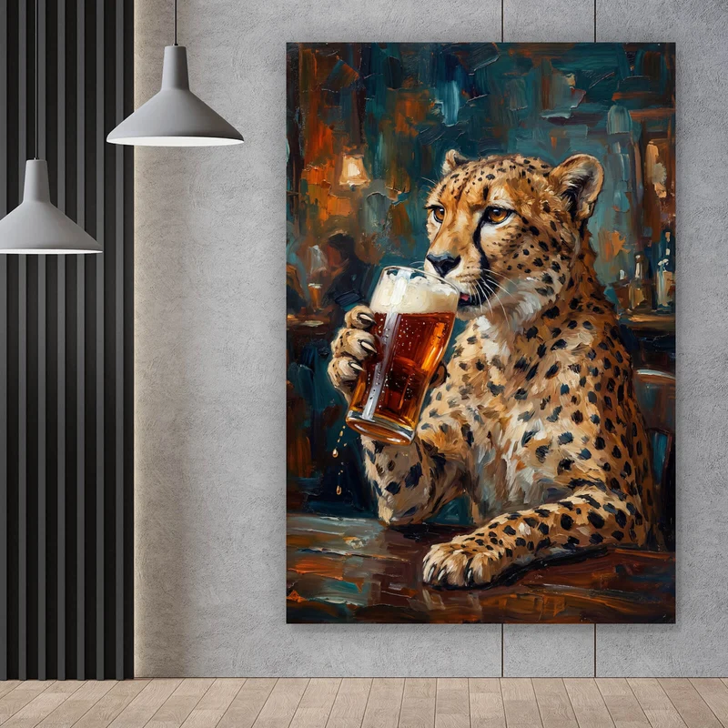 Aluminiumbild gebürstet Leopard genießt Bier in rustikalem Ambiente Hochformat