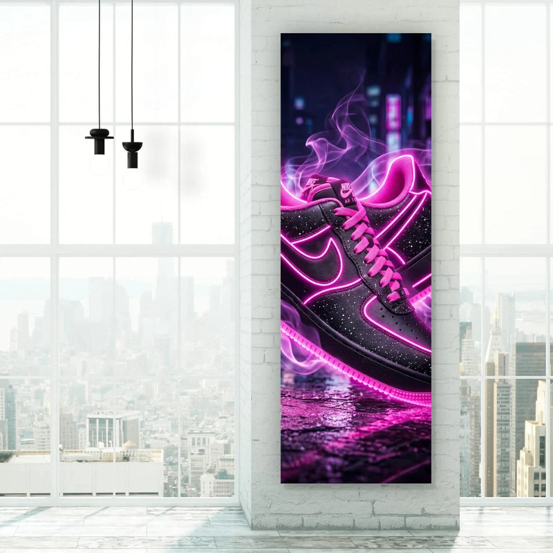 Poster Neon Sneaker mit urbanem Flair Panorama Hoch