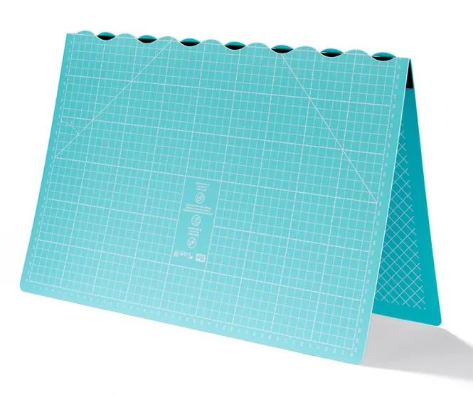 Prym Love blaue Schneidematte faltbar 45x60cm