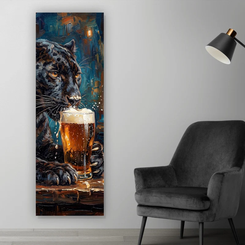 Poster Panther genießt Bier Panorama Hoch