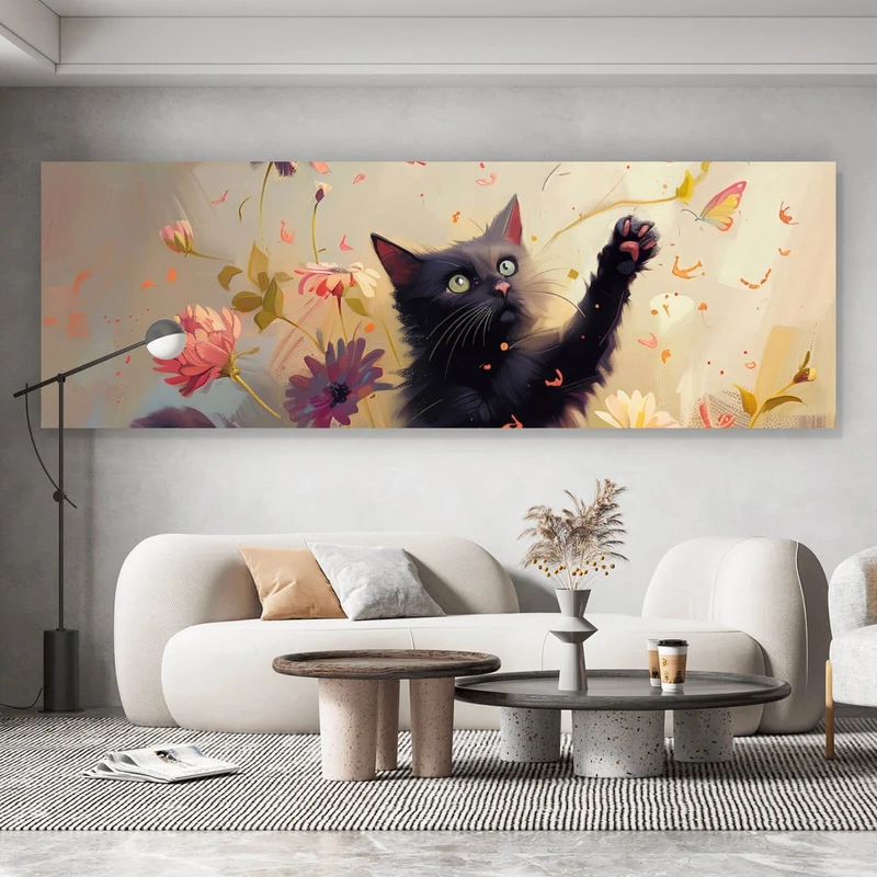 Poster Verspielte Katze zwischen Blumen Panorama
