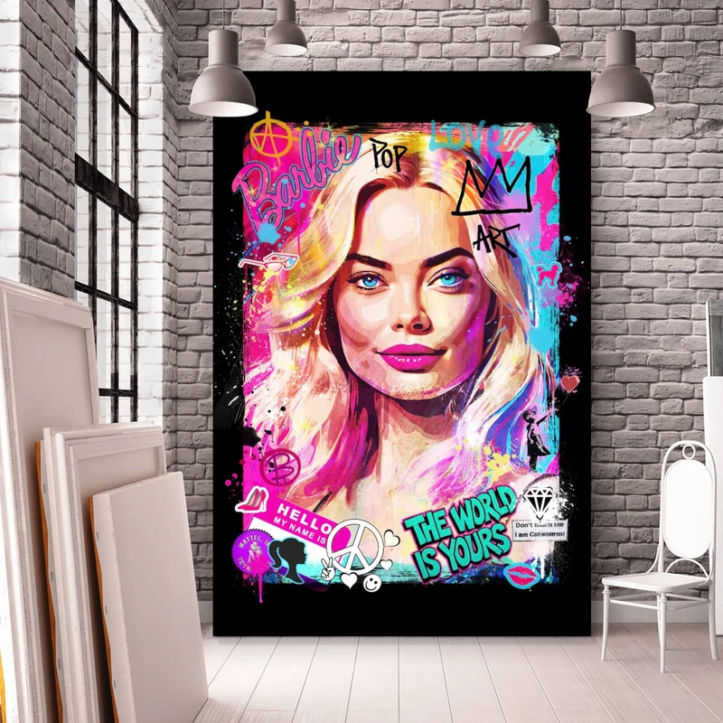 Acrylglasbild Porträt einer blonden Frau mit urbanen Graffiti Elementen Hochformat