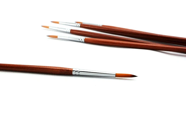 Round Brushes with Synthetic Bristles