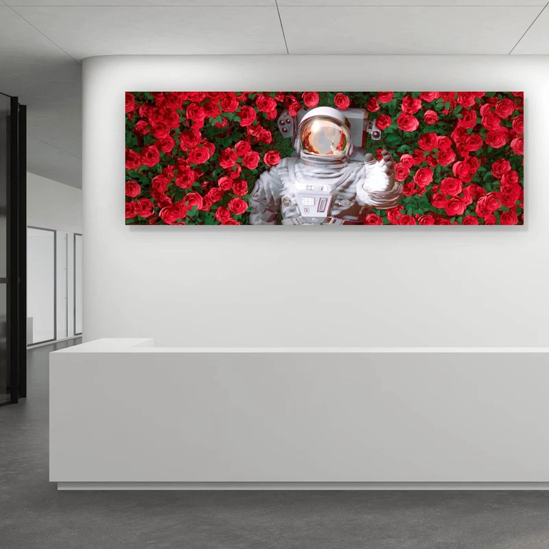 Aluminiumbild gebürstet Astronaut zwischen Rosen Panorama
