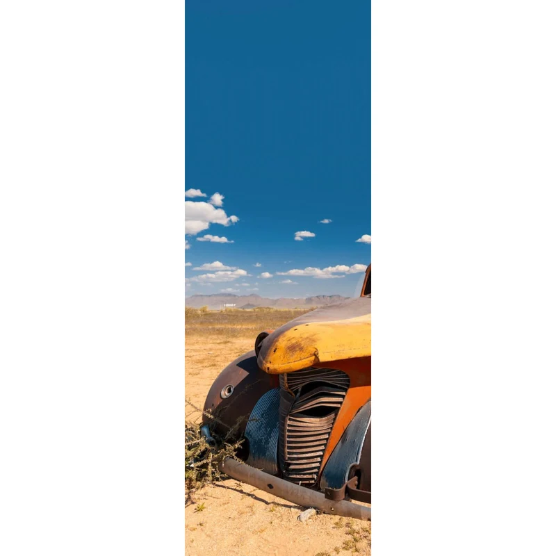 Leinwandbild Verlassener Oldtimer in Wüstenlandschaft Panorama Hoch