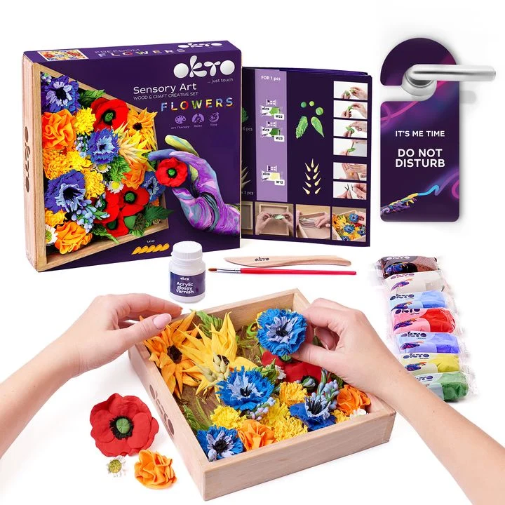 OKTO Modeling Clay Set in Wooden Frame, 21 x 21 cm, SLOBODA
