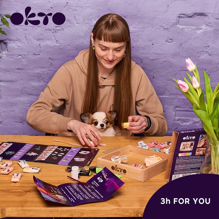 OKTO Modeling Clay Set in Wooden Frame 21 x 21 cm ROMANTIKA