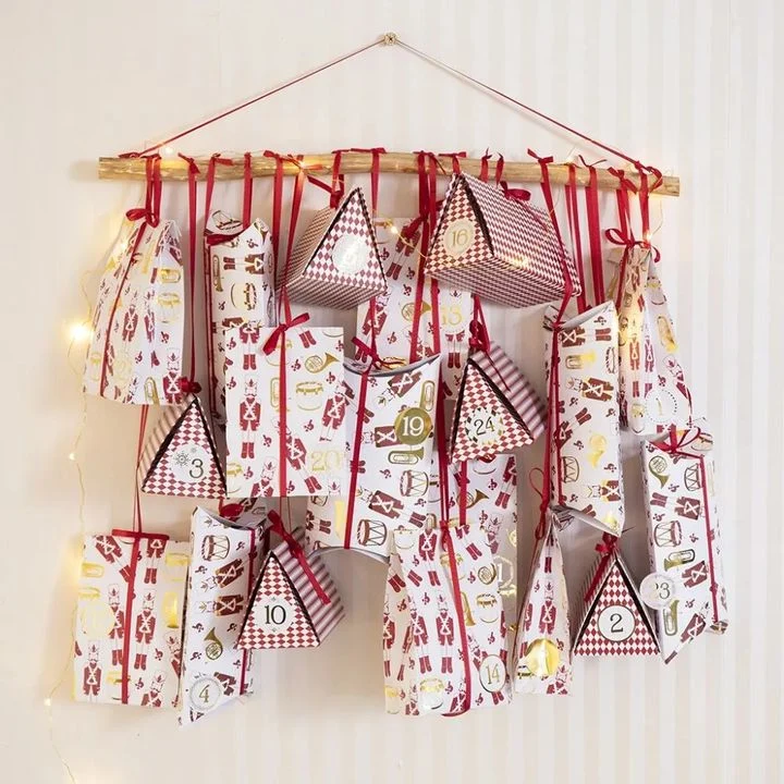 Christmas Paper Box Set of 3, Large