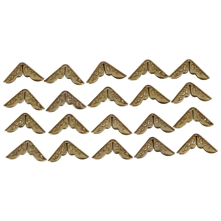 Set of 20 Gold Corners