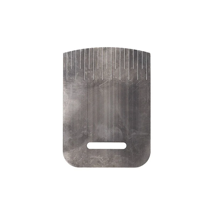 Artistic Steel Comb 01