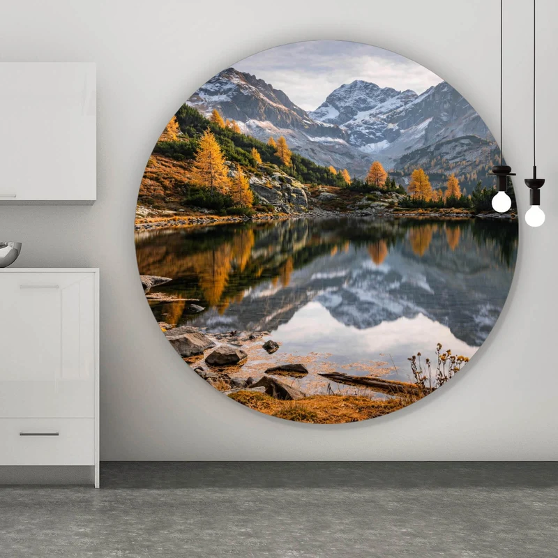 Aluminiumbild Atemberaubende Landschaft mit Bergen und See Kreis