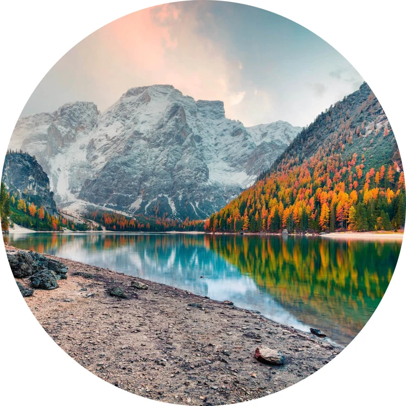 Aluminiumbild gebürstet Berglandschaft mit Spiegelung im See Kreis