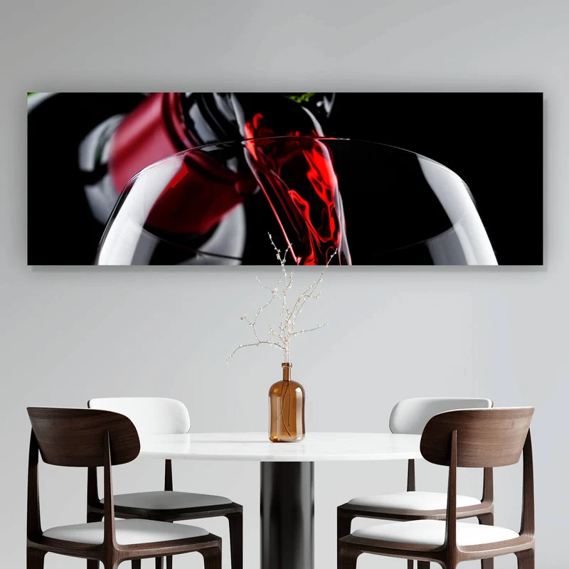 Leinwandbild Edler Wein fließt ins Glas Panorama