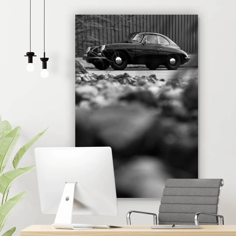 Aluminiumbild gebürstet Klassischer Sportwagen mit zeitloser Eleganz Hochformat