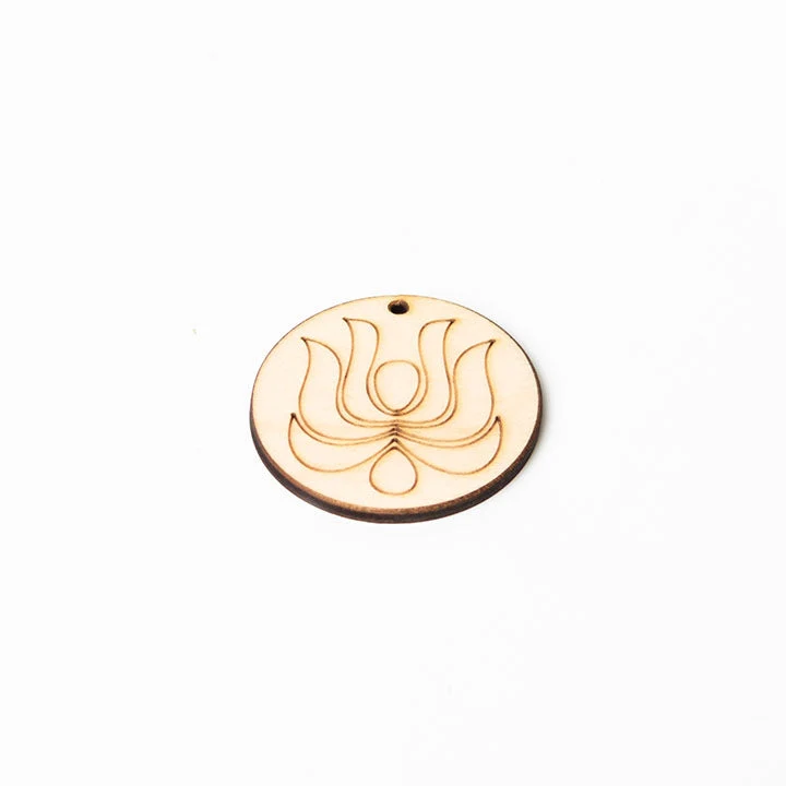 Wooden Jewelry-Making Cutout, Circle with Ornament, 4.5 cm