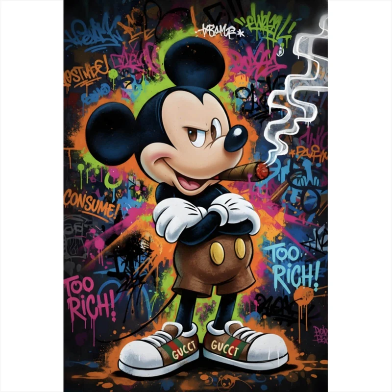 Leinwandbild Rauchende Maus auf Graffitiwand Hochformat