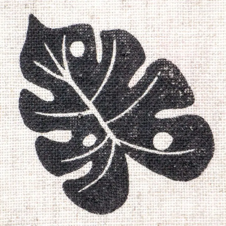 ROSA TALENT Wooden Stamp No. 18 Botanical 5x6.5 cm