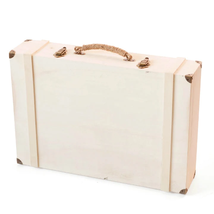Case with Metal Fittings 63 x 43 x 14 cm
