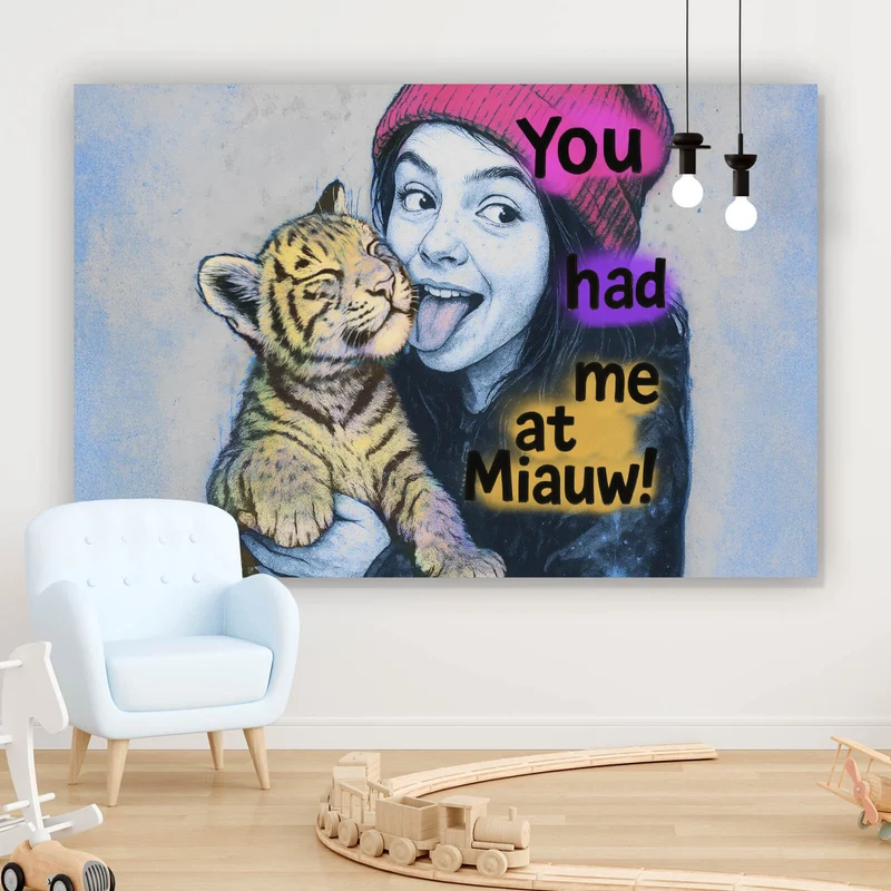 Leinwandbild Jugendliches Mädchen mit einem Tigerjungen Street Art Querformat