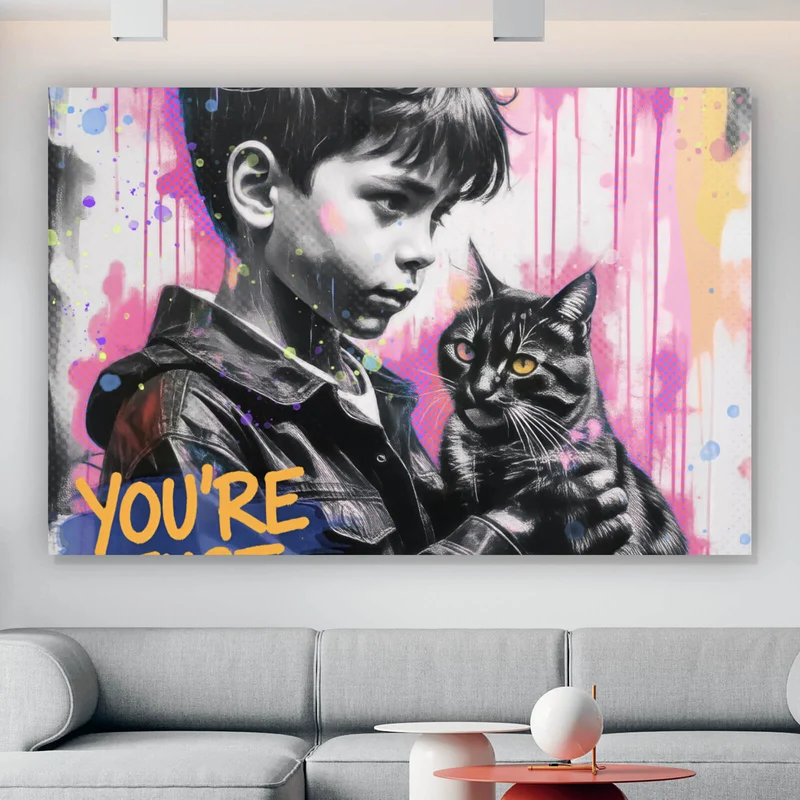 Aluminiumbild Junge mit Katze in kunstvoller Street Art Szene Querformat