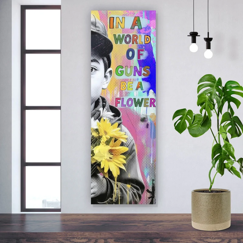 Spannrahmenbild Junge mit Blumen vor buntem Hintergrund Panorama Hoch