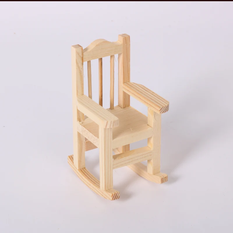 Drvena stolica za ljuljanje Pentart 6x6x10 cm